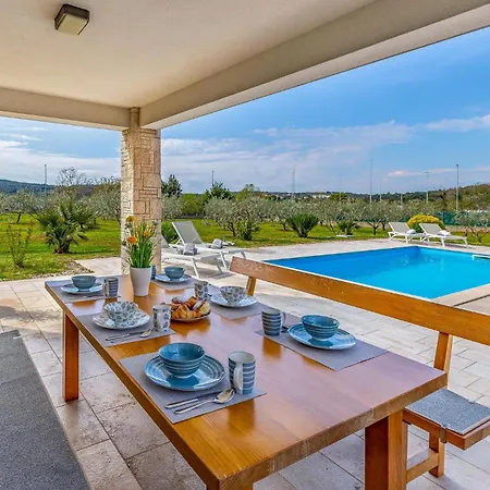Stunning In Holiday home