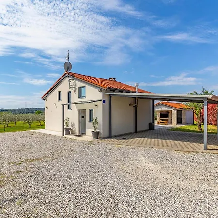 Holiday home Stunning In